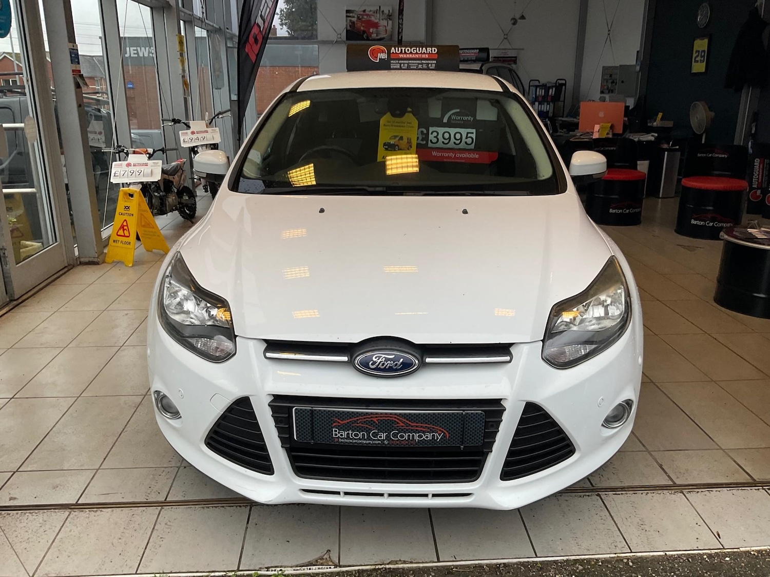 Used Ford Focus 2014 for sale - 77327222: Photo 2