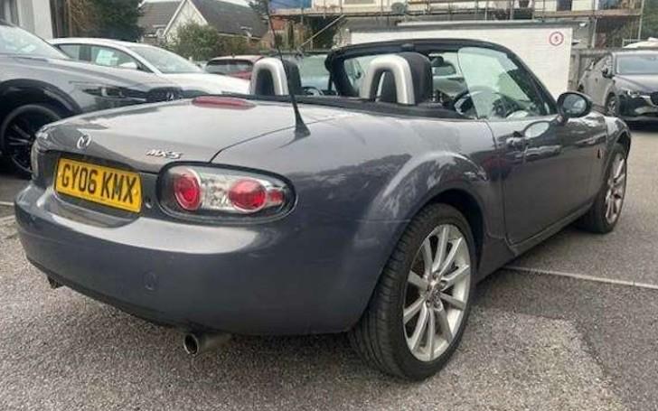 Used Mazda MX-5 2006 for sale - 77620320: Photo 2