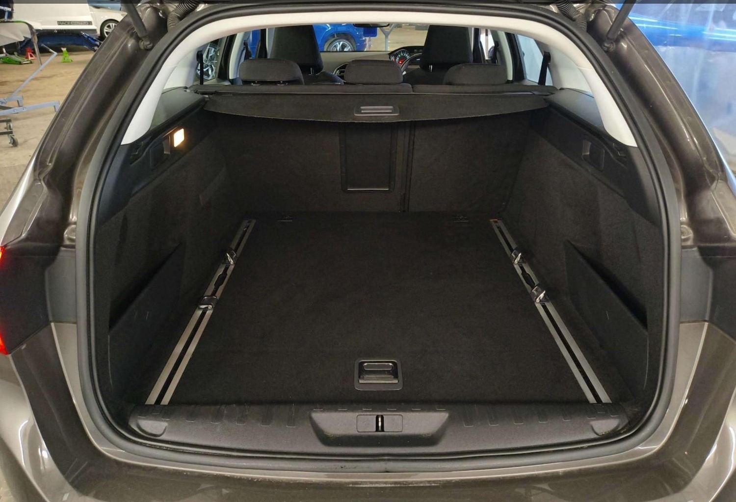 Used Peugeot 308 2015 for sale - 77533623: Photo 13