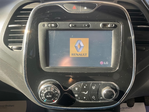 Used Renault Captur 2015 for sale - 76138763: Photo 14