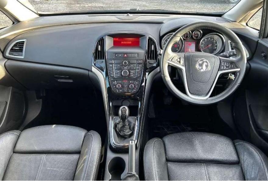 Used Vauxhall Astra 2014 for sale - 77692085: Photo 6