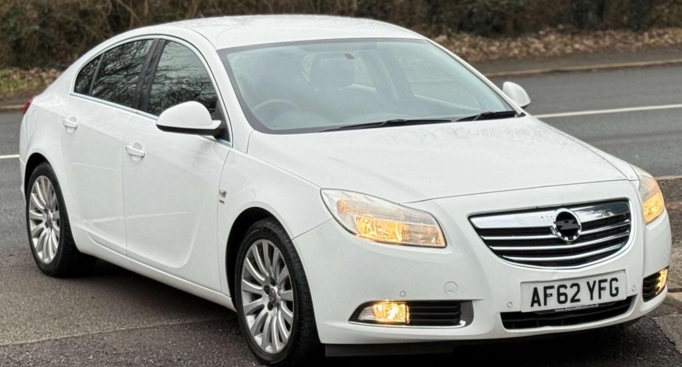 Used Vauxhall Insignia 2012 for sale - 77450840: Photo 2