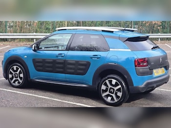 Used Citroen C4 Cactus 2017 for sale - 77834683: Photo