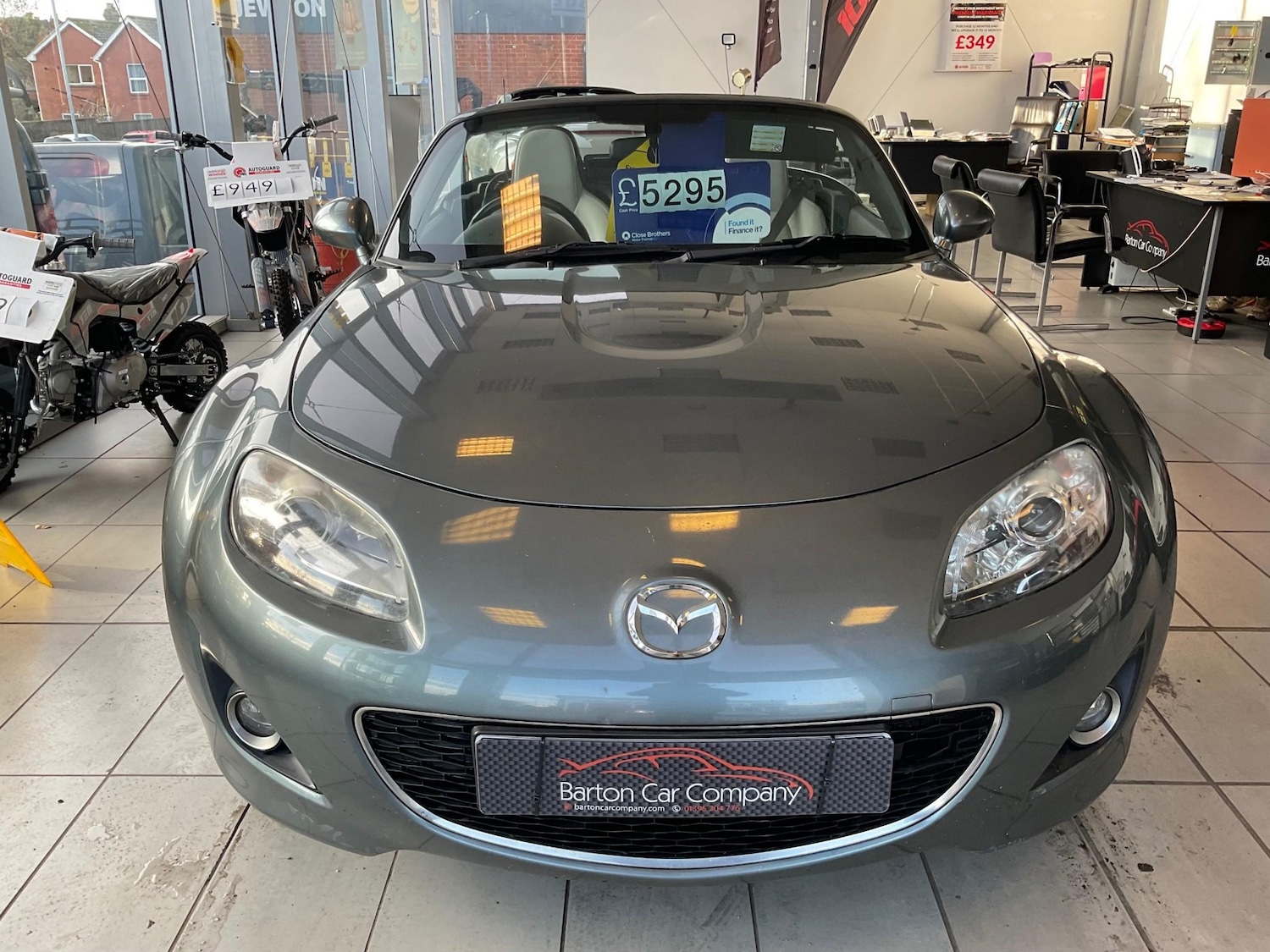 Used Mazda MX-5 2011 for sale - 76961256: Photo 2