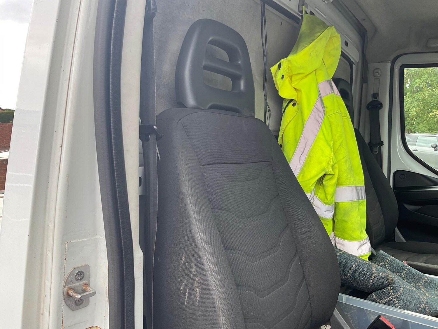 Used Iveco Daily 2015 for sale - 74843891: Photo 16