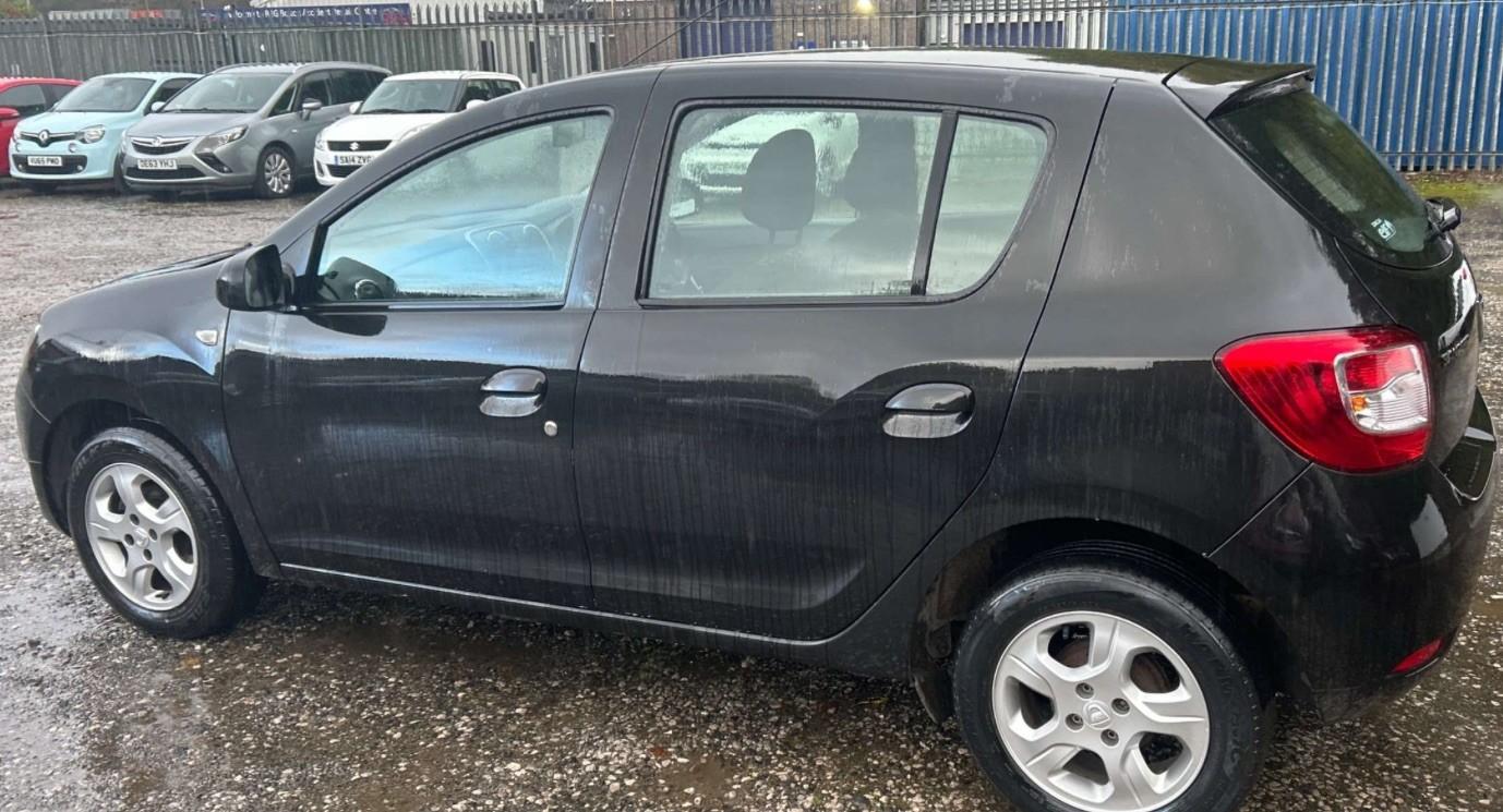 Used Dacia Sandero 2015 for sale - 76405508: Photo 5