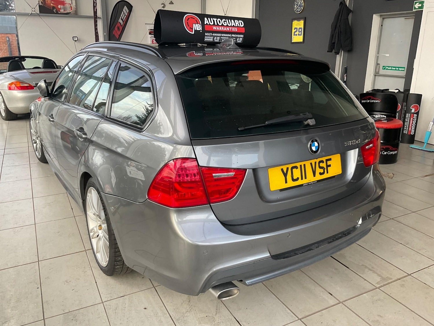 Used BMW 3 Series 2011 for sale - 77128607: Photo 5