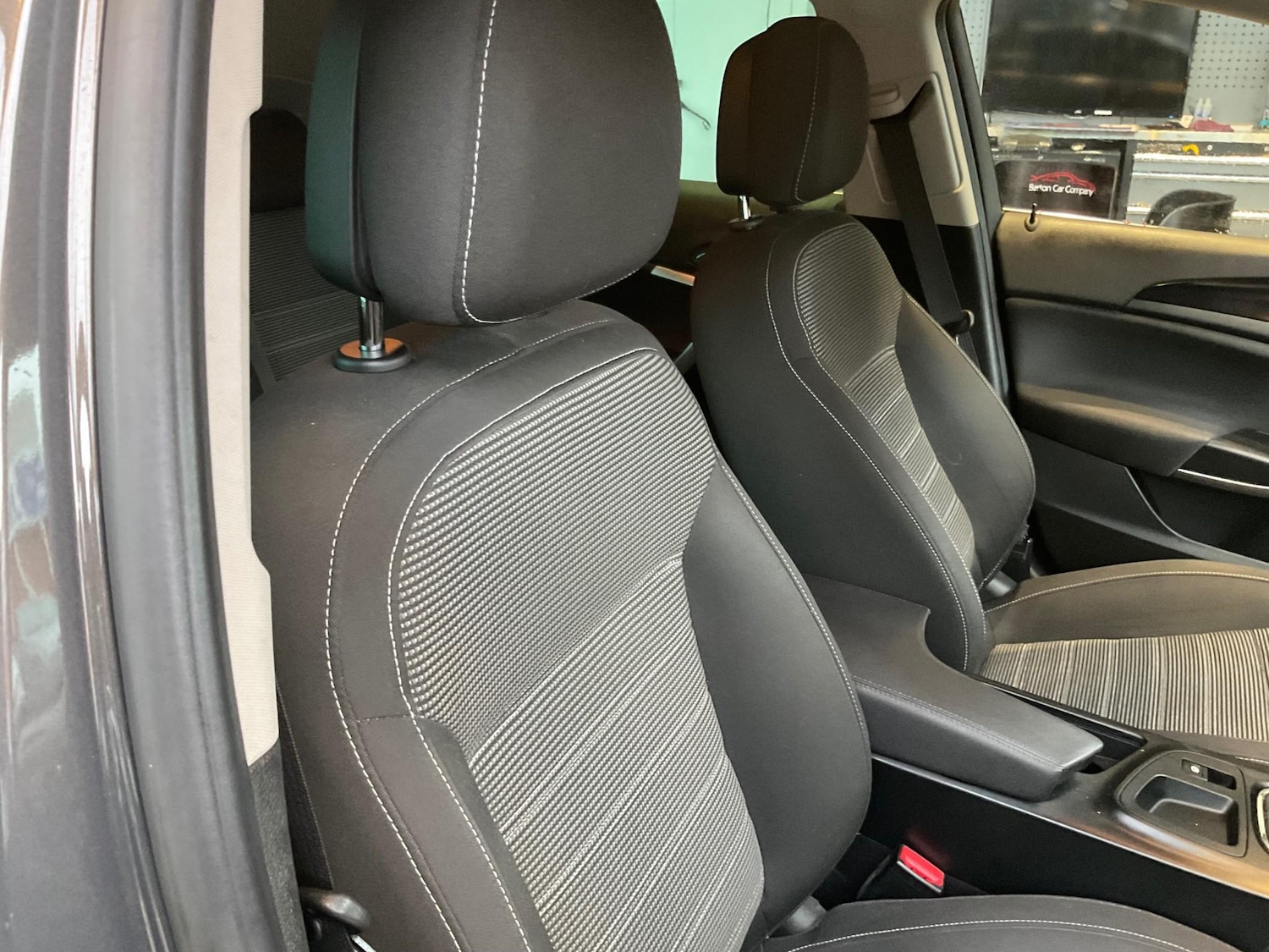 Used Vauxhall Insignia 2016 for sale - 77779350: Photo 11