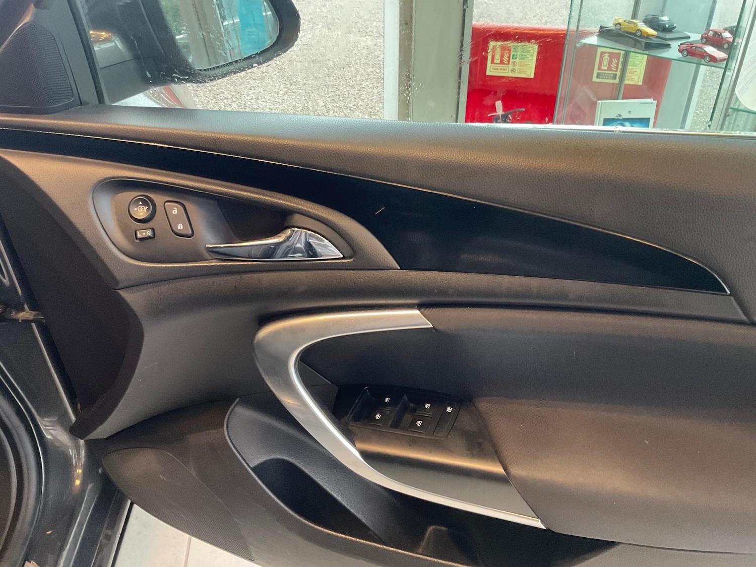 Used Vauxhall Insignia 2016 for sale - 77779350: Photo 13