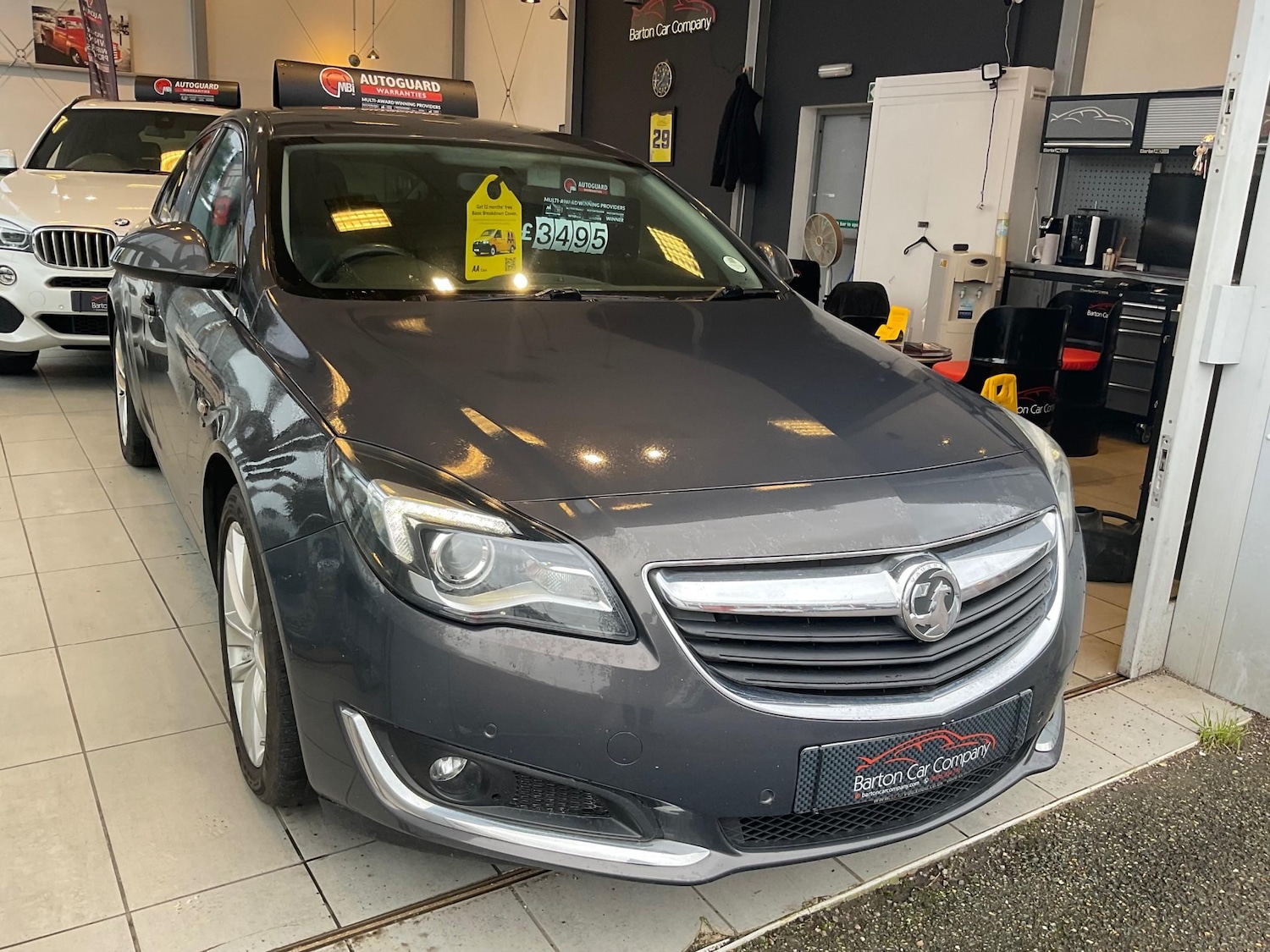 Used Vauxhall Insignia 2016 for sale - 77779350: Photo 3