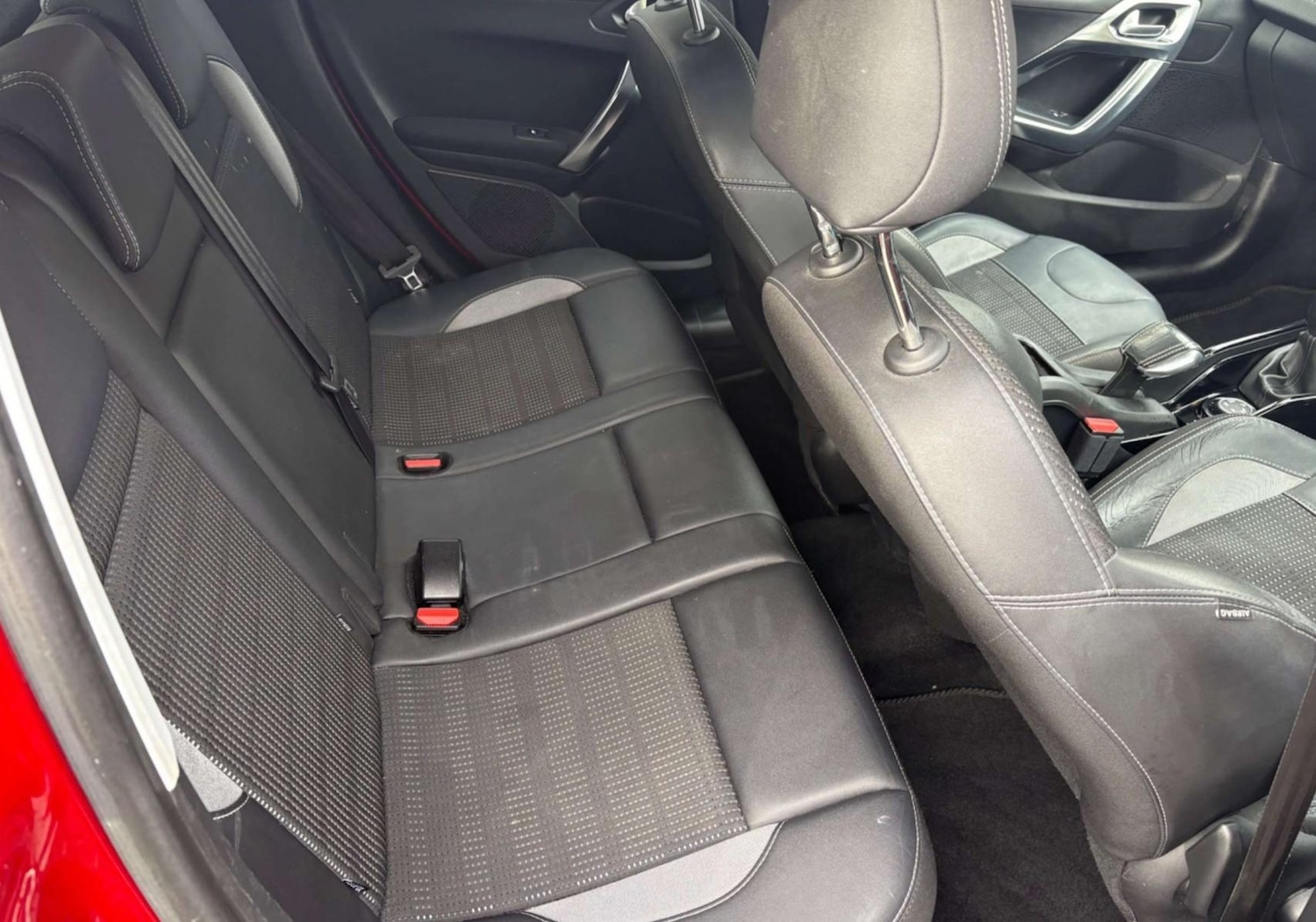 Used Peugeot 2008 2017 for sale - 77620322: Photo 6