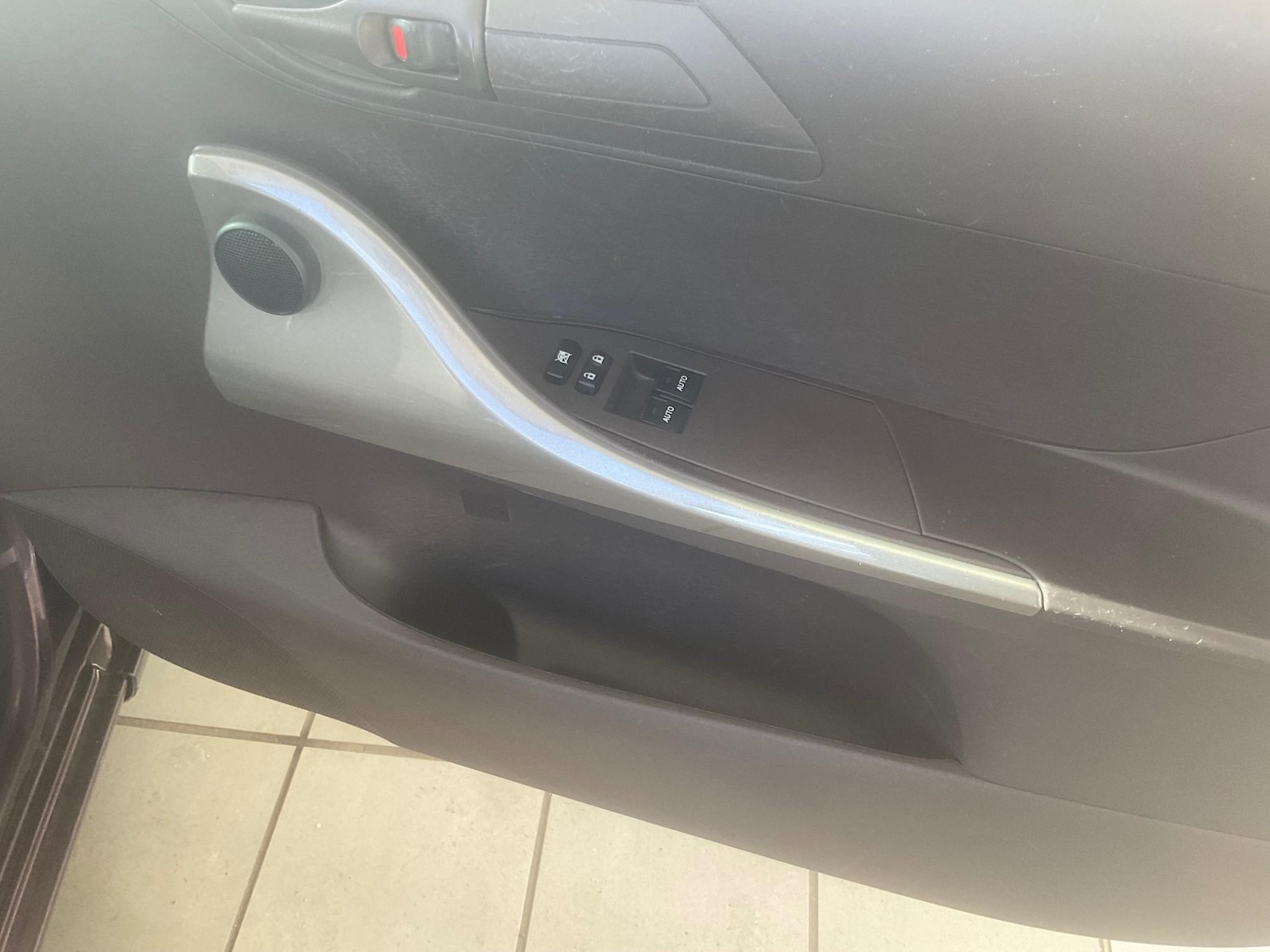 Used Toyota IQ 2010 for sale - 76569116: Photo 15