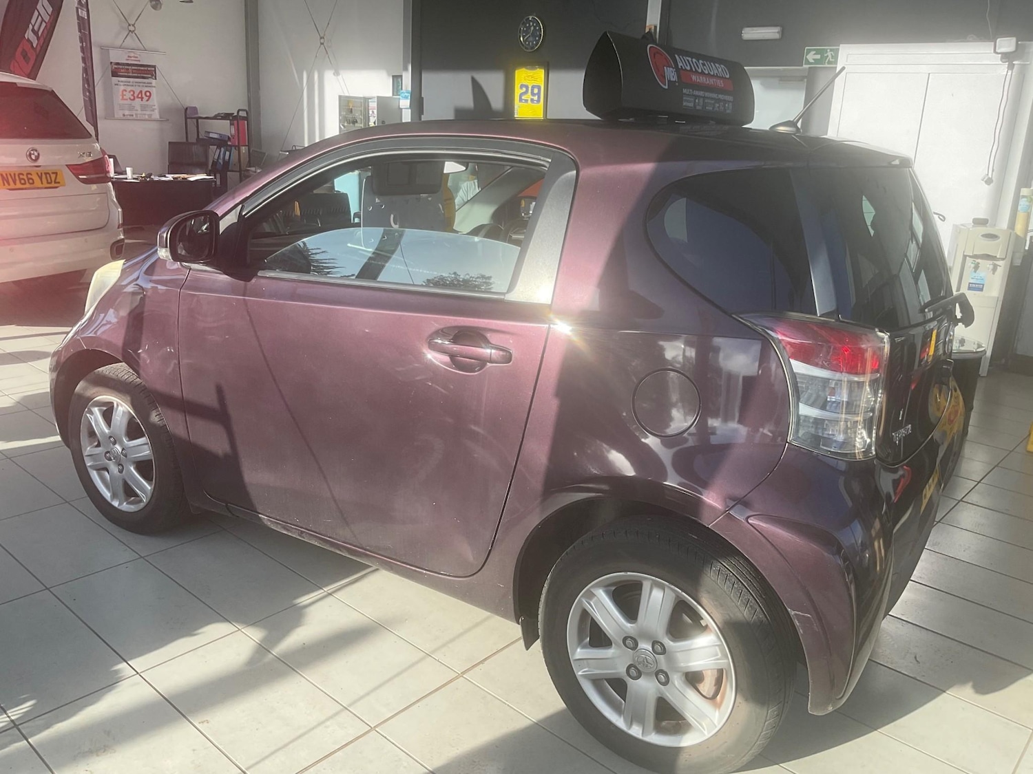 Used Toyota IQ 2010 for sale - 76569116: Photo 5