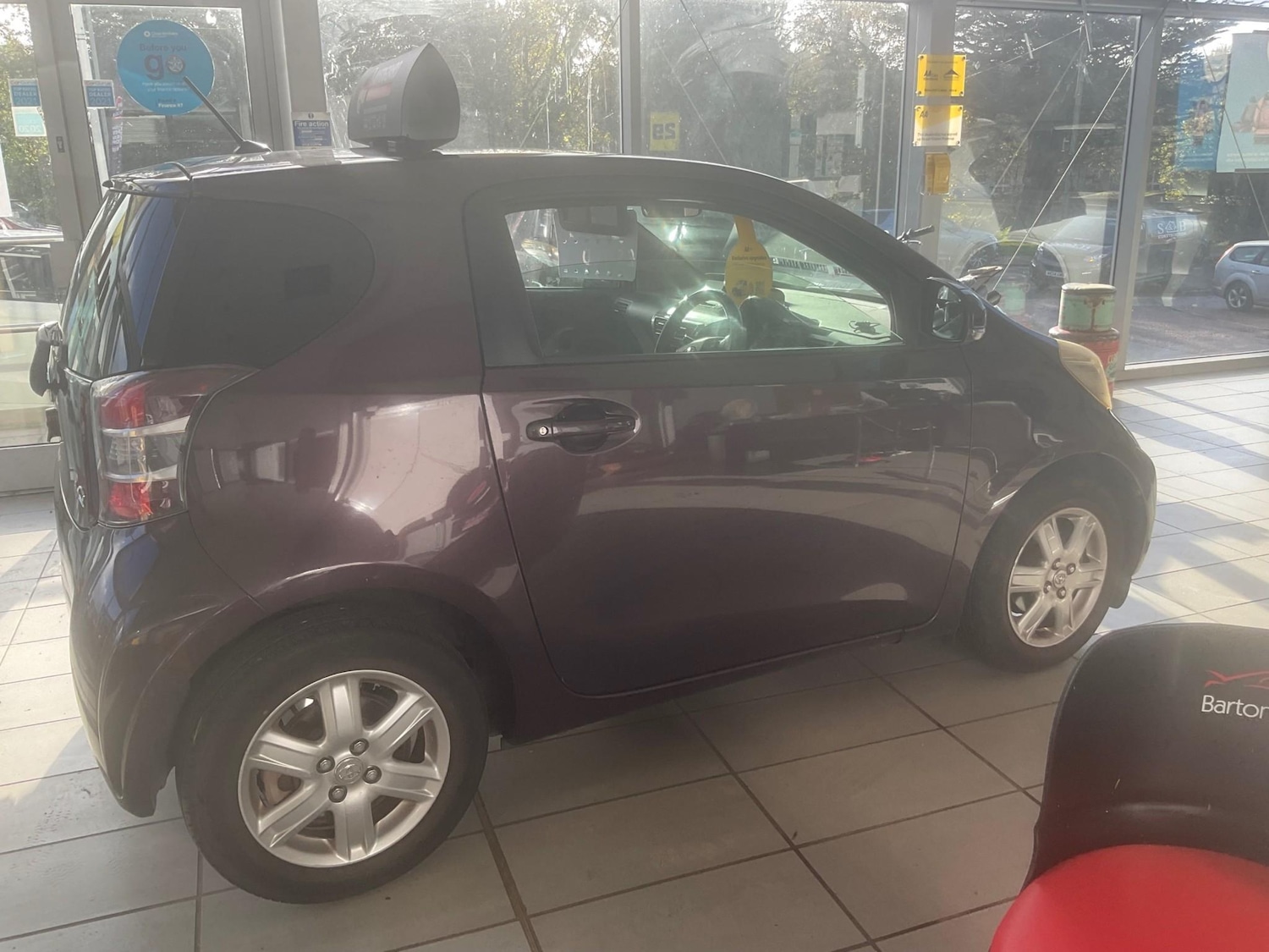 Used Toyota IQ 2010 for sale - 76569116: Photo 9