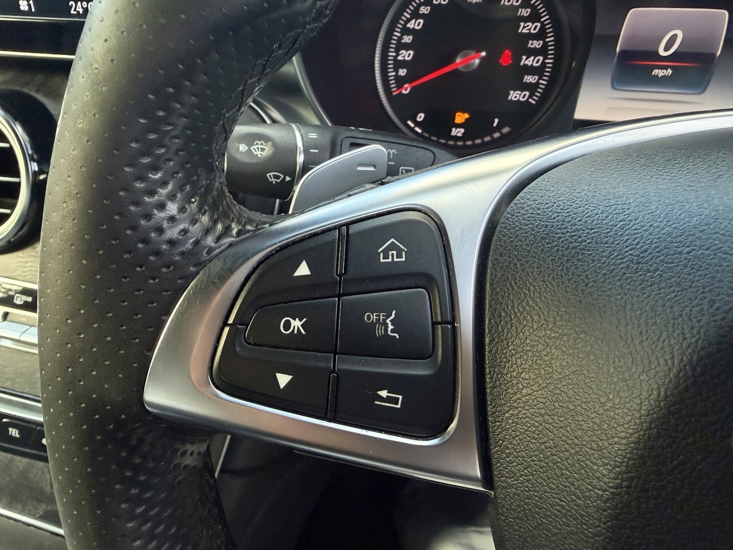 Used Mercedes-Benz GLC 2018 for sale - 77342656: Photo 46