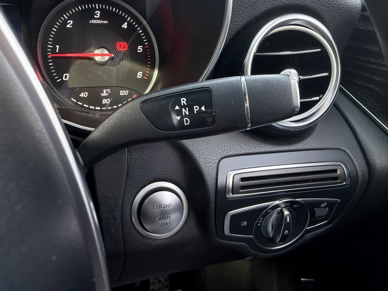 Used Mercedes-Benz GLC 2018 for sale - 77342656: Photo 49