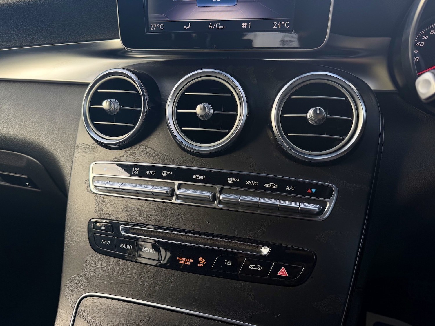 Used Mercedes-Benz GLC 2018 for sale - 77342656: Photo 55