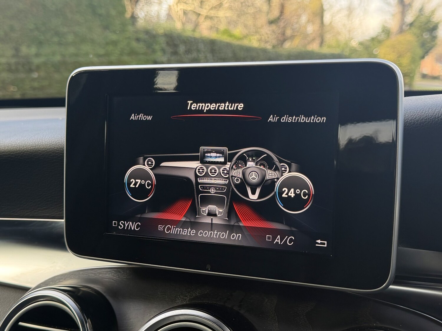 Used Mercedes-Benz GLC 2018 for sale - 77342656: Photo 64