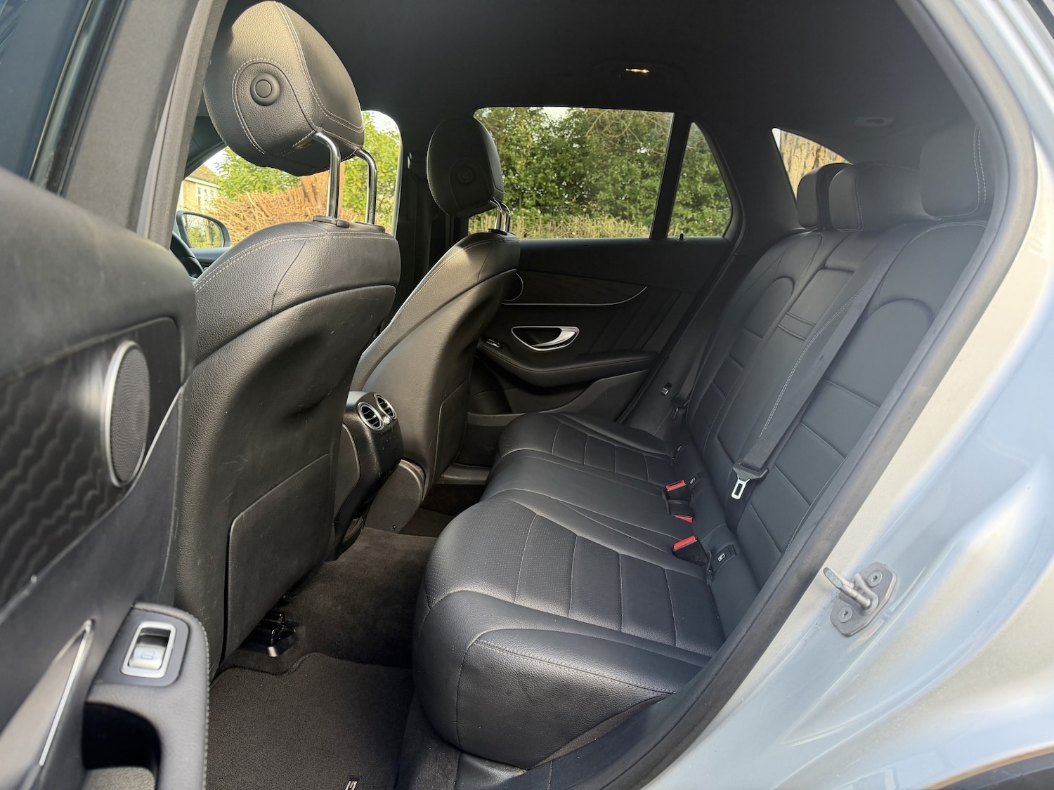 Used Mercedes-Benz GLC 2018 for sale - 77342656: Photo 9