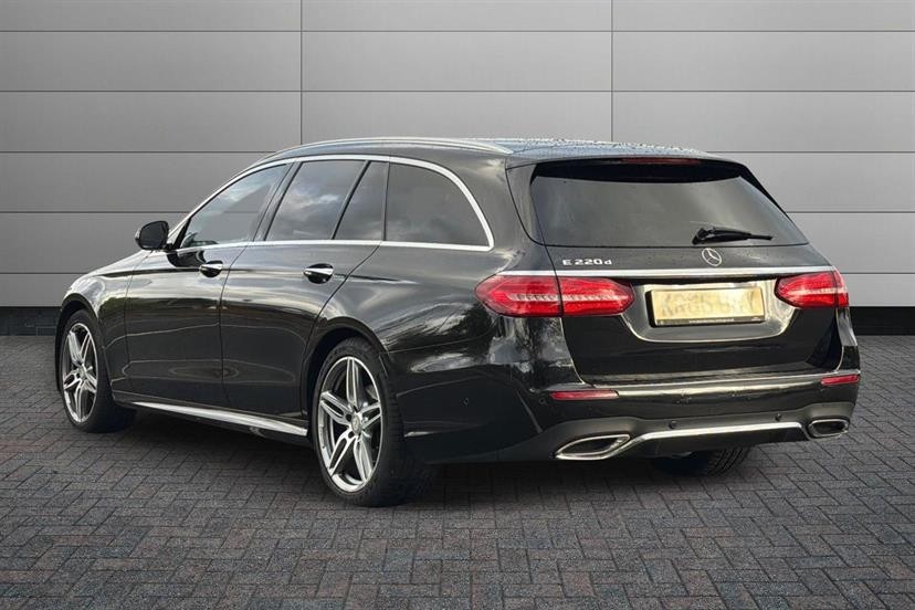 Used Mercedes-Benz E Class 2017 for sale - 77807173: Photo 2