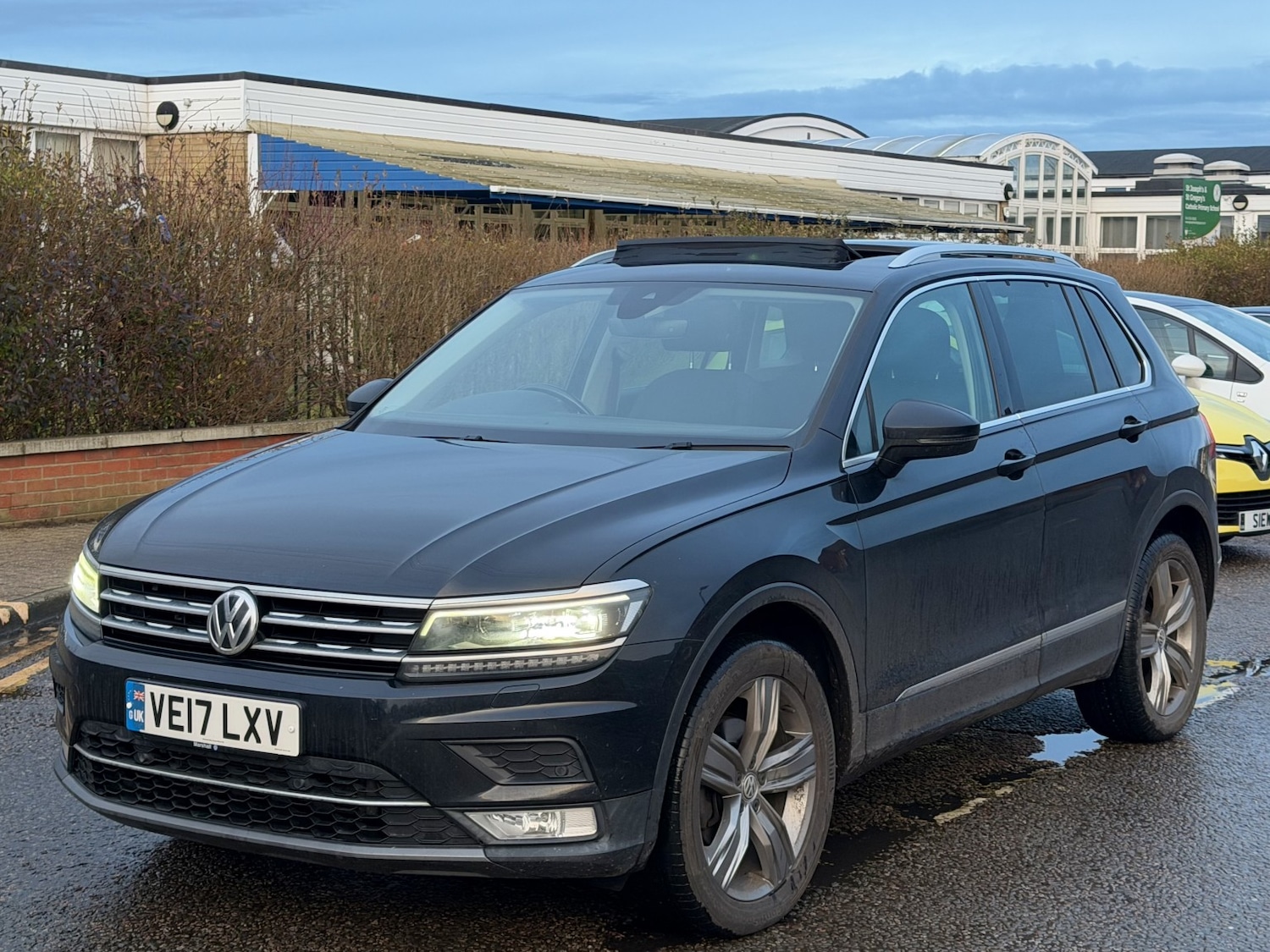 Used Volkswagen Tiguan 2017 for sale - 77395270: Photo 4