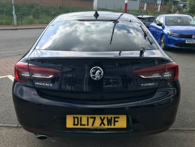Used Vauxhall Insignia 2017 for sale - 76718419: Photo 8