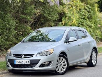 Used Vauxhall Astra 2012 for sale - 78520276: Photo