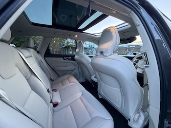 Used Volvo XC60 2019 for sale - 78961681: Photo