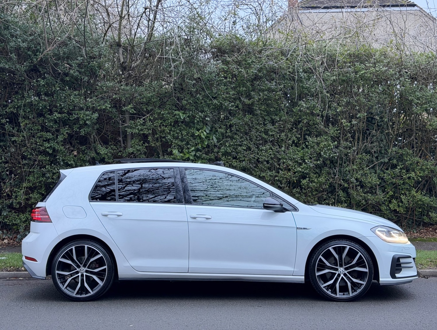Used Volkswagen Golf 2017 for sale - 77329163: Photo 29