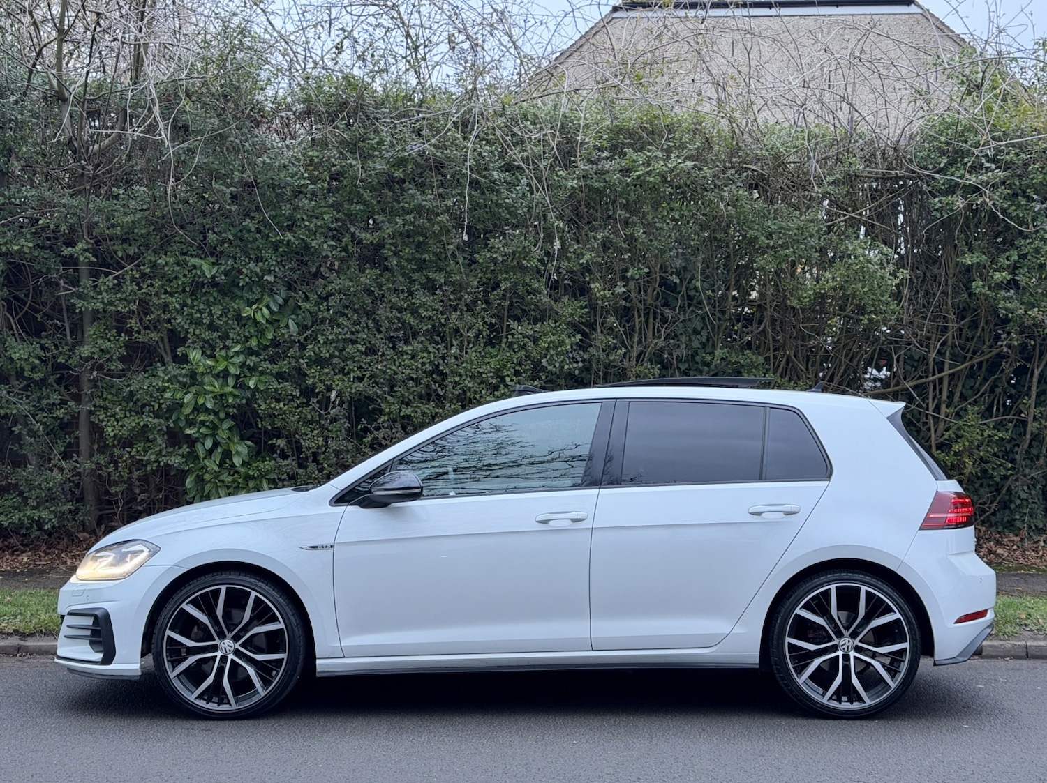 Used Volkswagen Golf 2017 for sale - 77329163: Photo 30