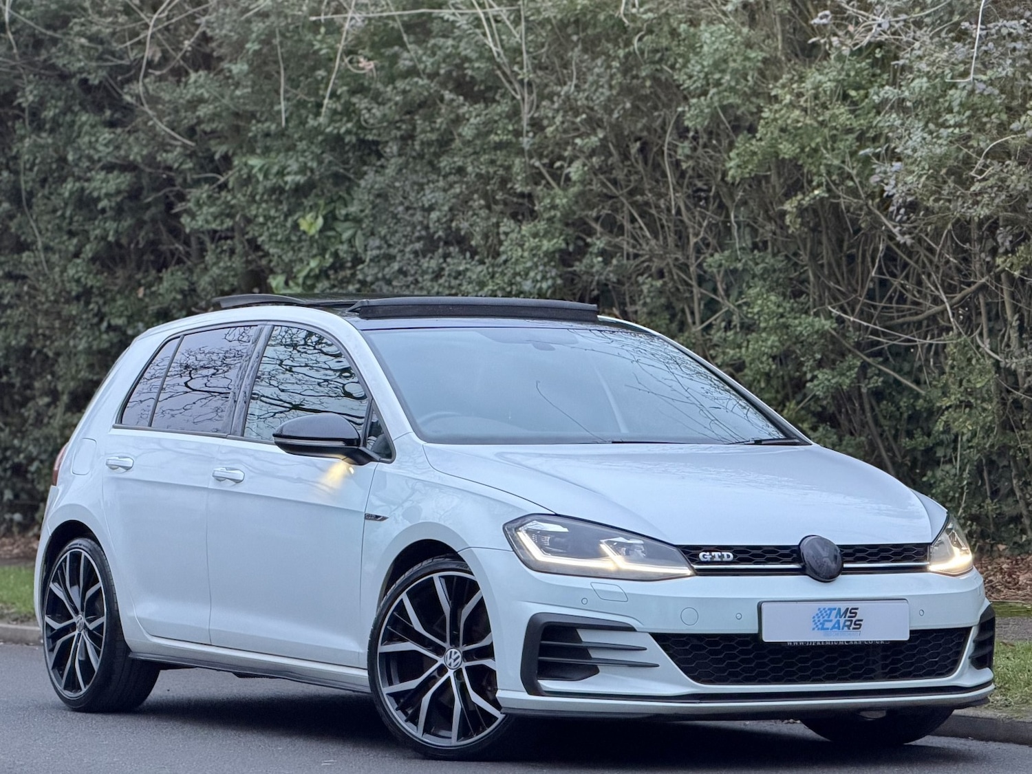 Used Volkswagen Golf 2017 for sale - 77329163: Photo 33