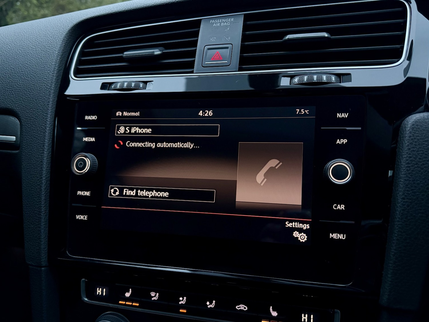 Used Volkswagen Golf 2017 for sale - 77329163: Photo 65