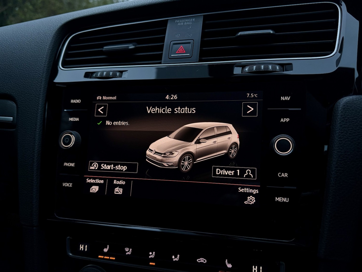 Used Volkswagen Golf 2017 for sale - 77329163: Photo 70