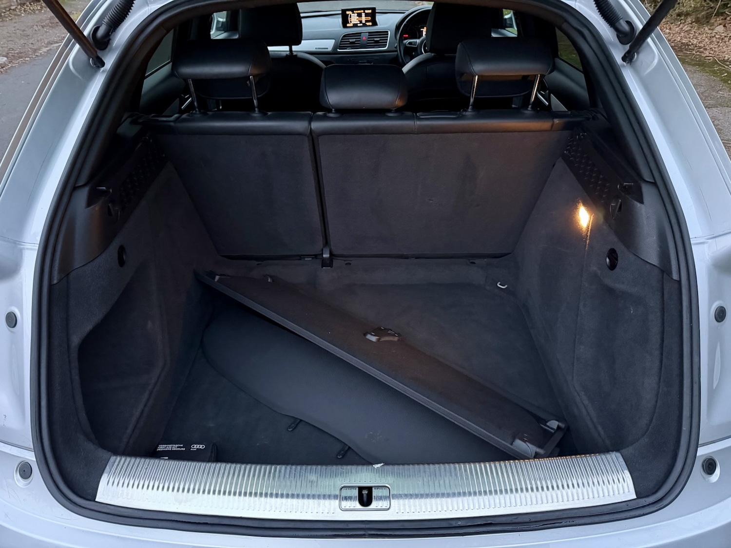 Used Audi Q3 2013 for sale - 76718426: Photo 12