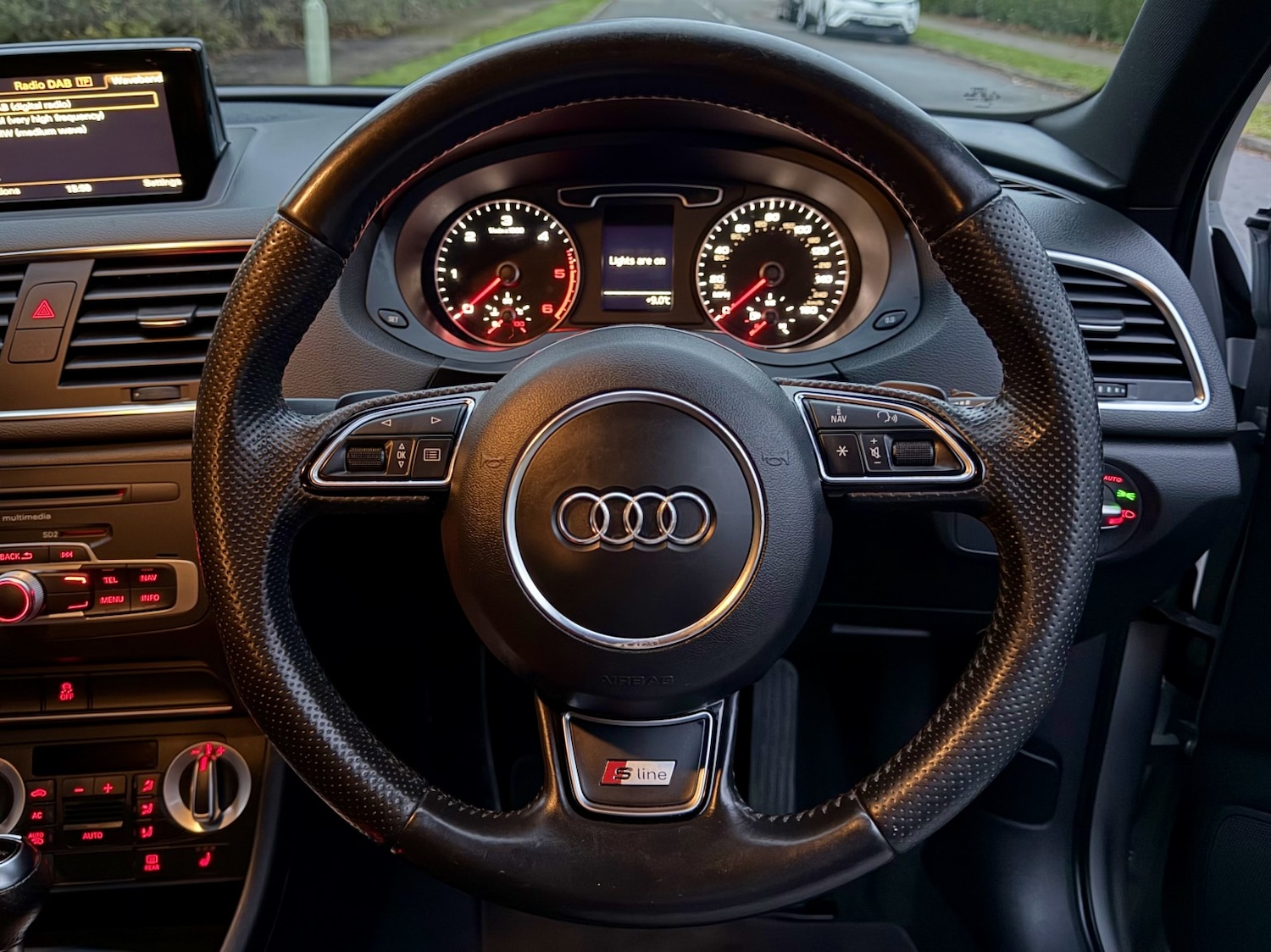 Used Audi Q3 2013 for sale - 76718426: Photo 50