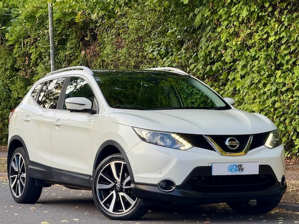 Used Nissan Qashqai 2015 for sale - 75608269: Photo 1