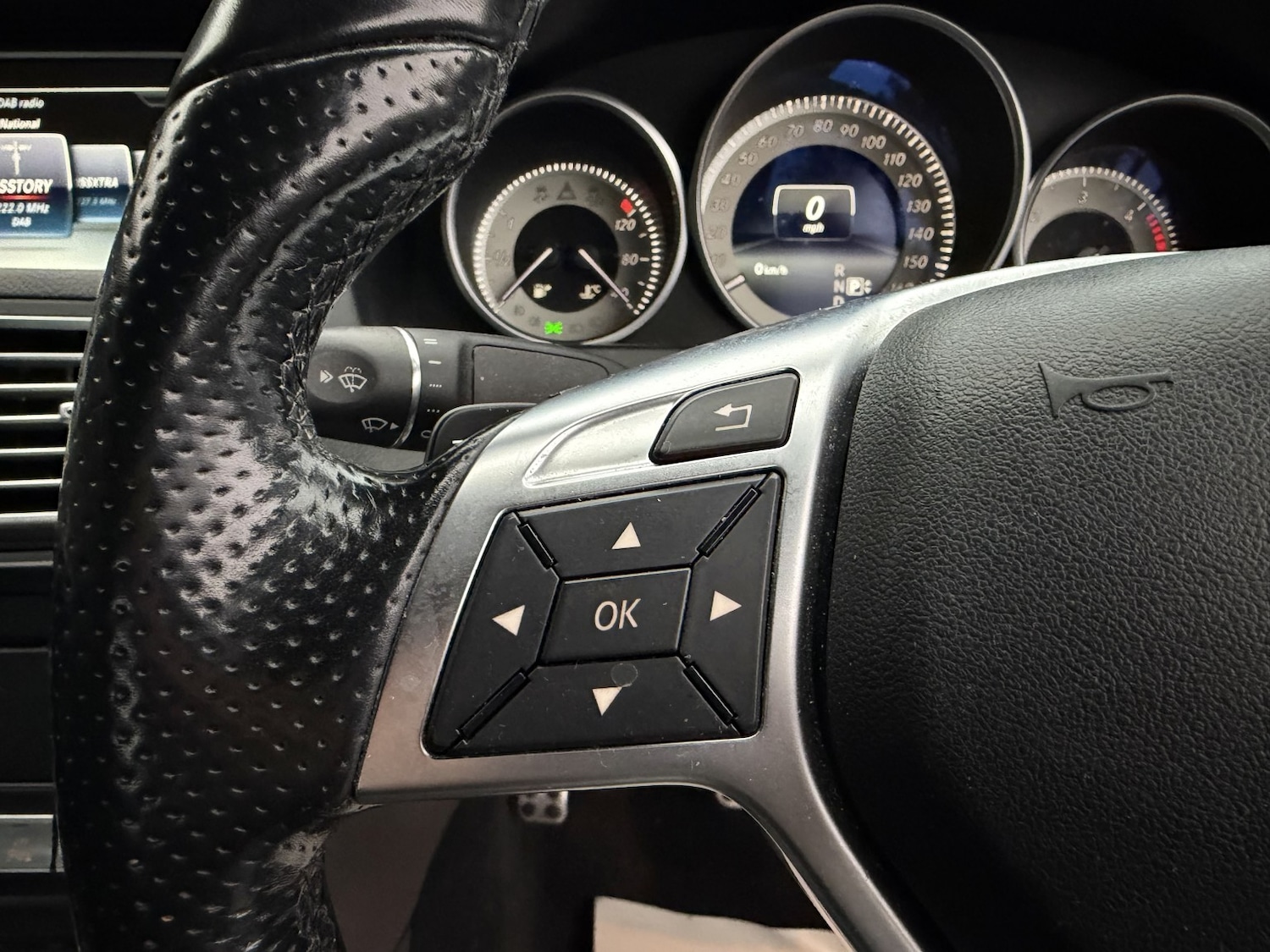 Used Mercedes-Benz E Class 2016 for sale - 76718424: Photo 46