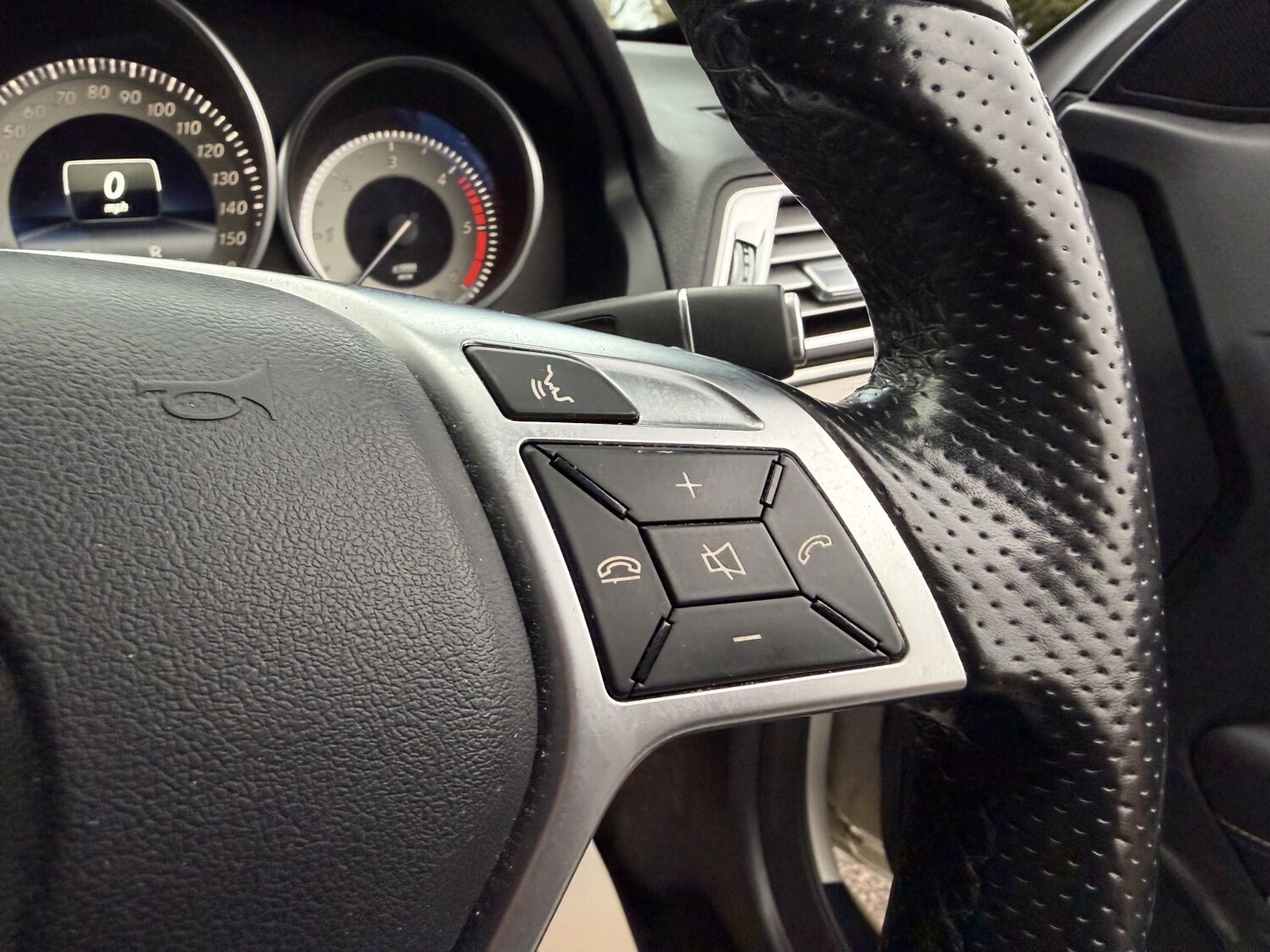 Used Mercedes-Benz E Class 2016 for sale - 76718424: Photo 48