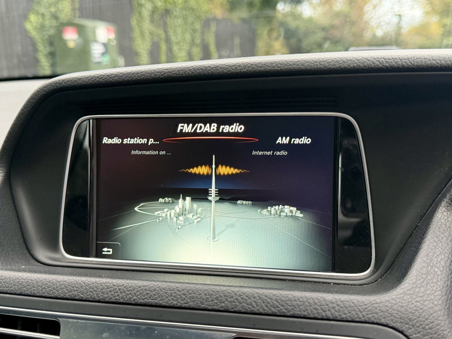 Used Mercedes-Benz E Class 2016 for sale - 76718424: Photo 56