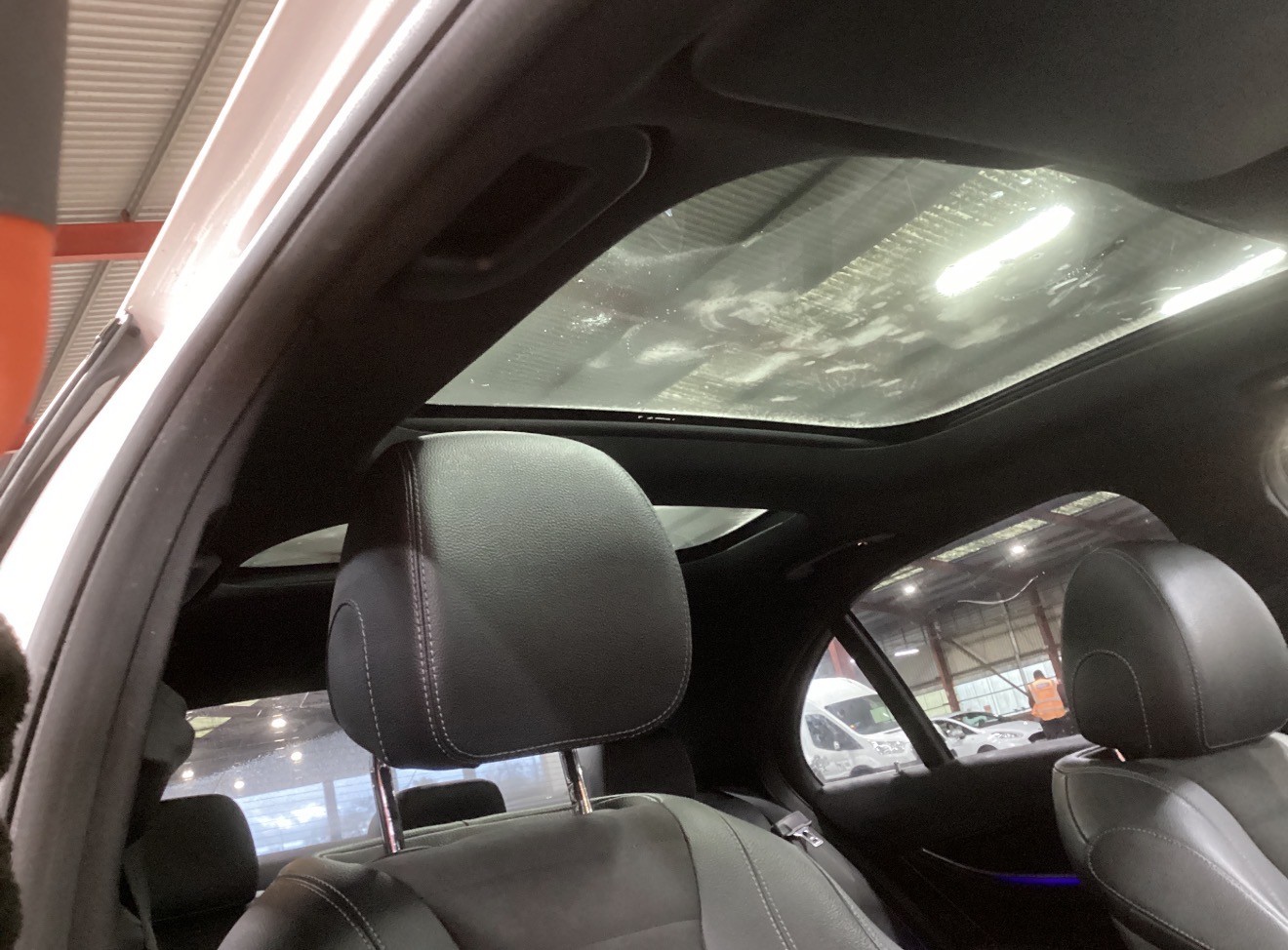 Used Mercedes-Benz E Class 2017 for sale - 77350151: Photo 3