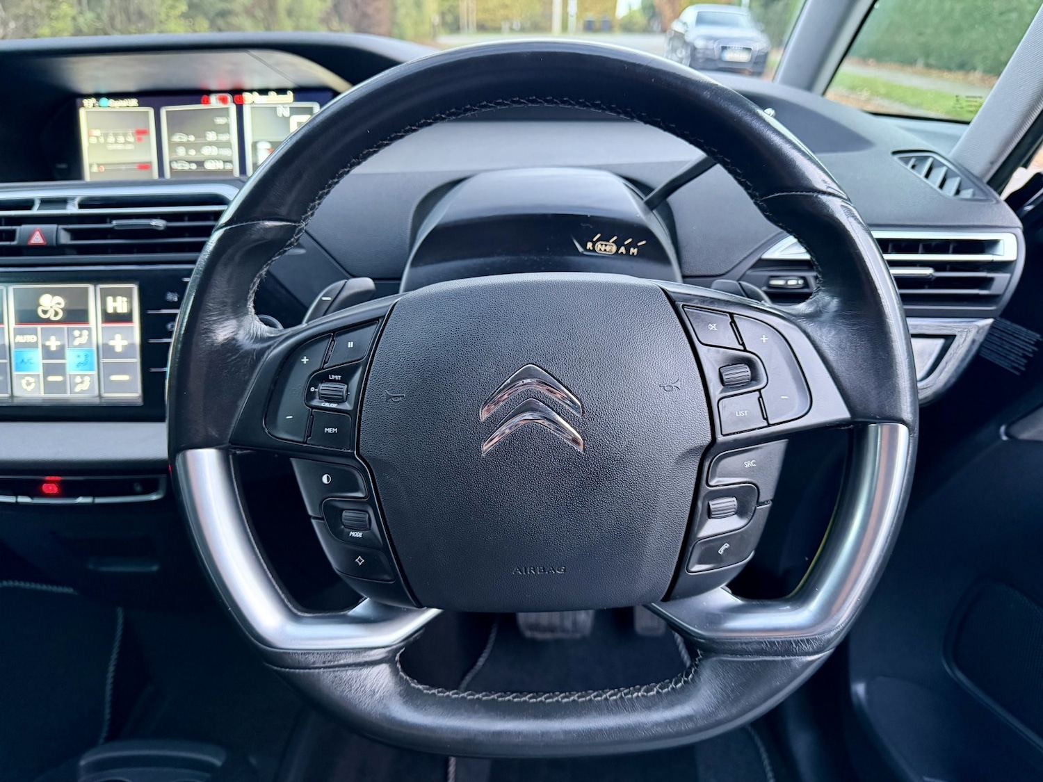 Used Citroen C4 Picasso 2014 for sale - 75981980: Photo 47