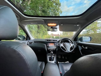 Used Nissan Qashqai 2015 for sale - 75202698: Photo