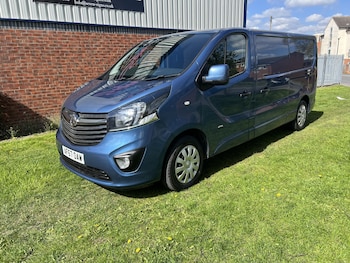Used Vauxhall Vivaro 2017 for sale - 78155361: Photo