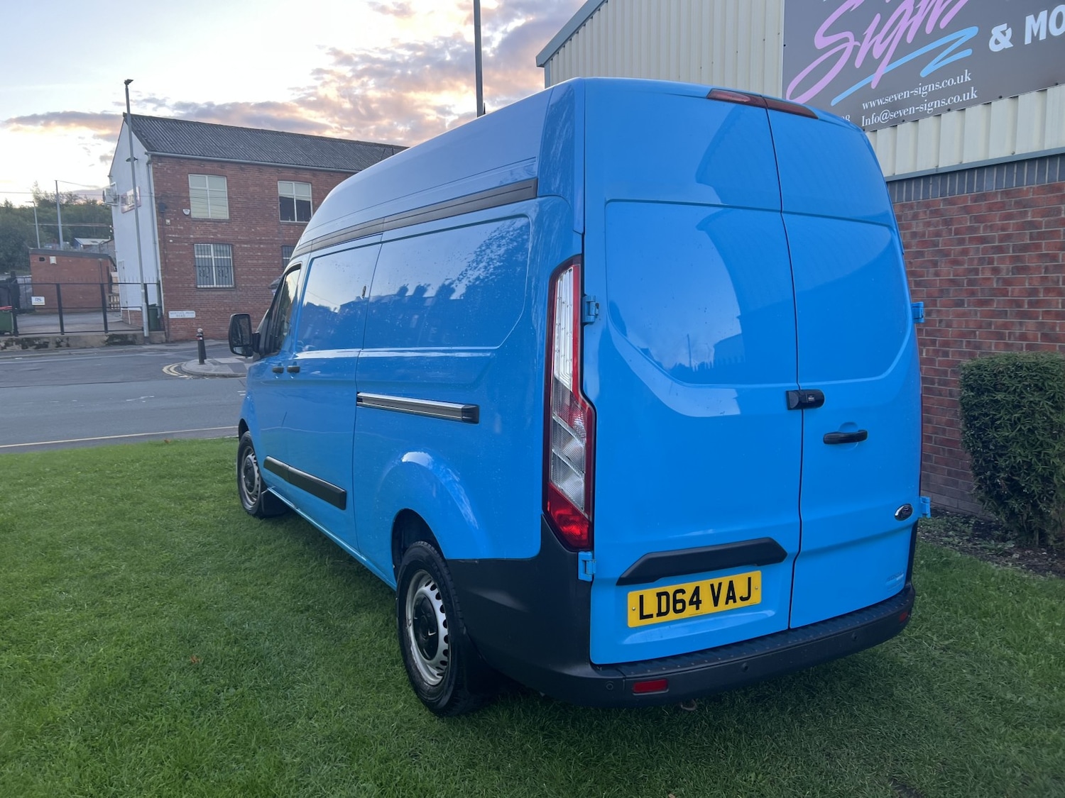 Used Ford Transit Custom 2014 for sale - 76792410: Photo 6