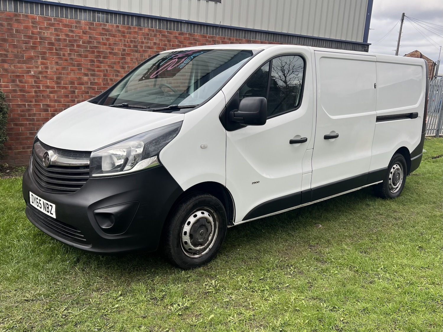 Used Vauxhall Vivaro 2015 for sale - 77516082: Photo 7