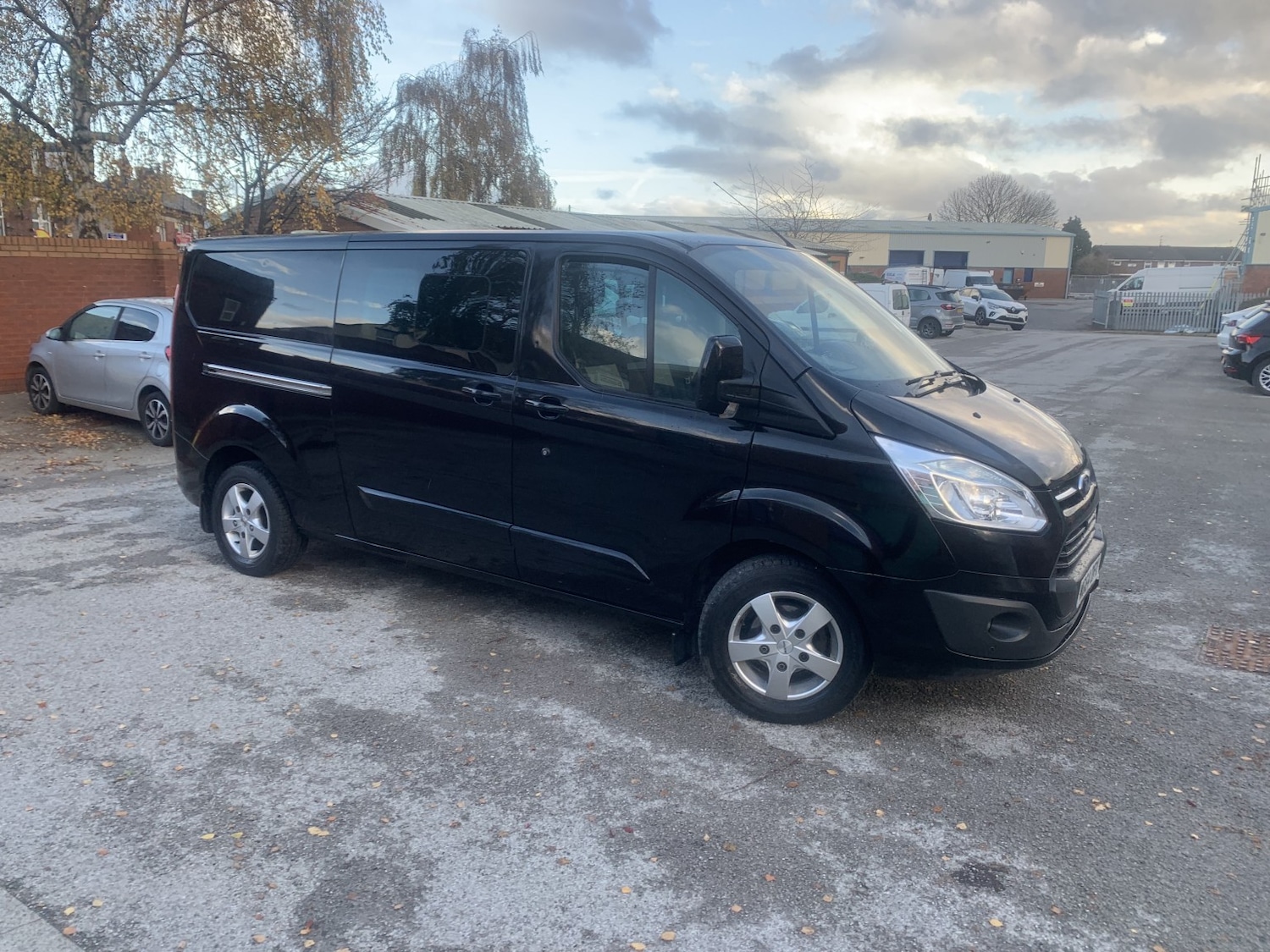 Used Ford Transit Custom 2015 for sale - 76792409: Photo 4