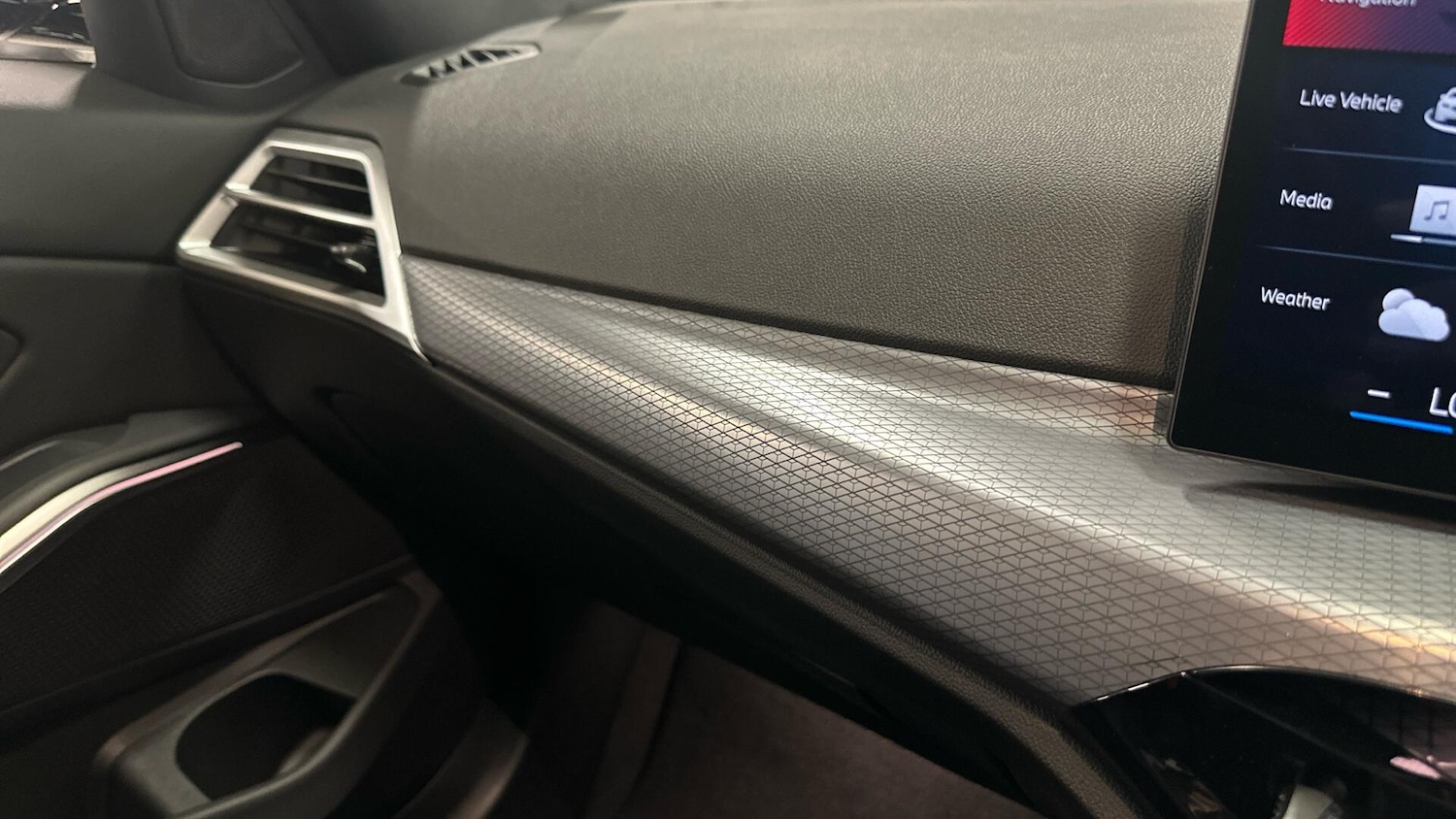 Used BMW 3 Series 2025 for sale - 77722509: Photo 22