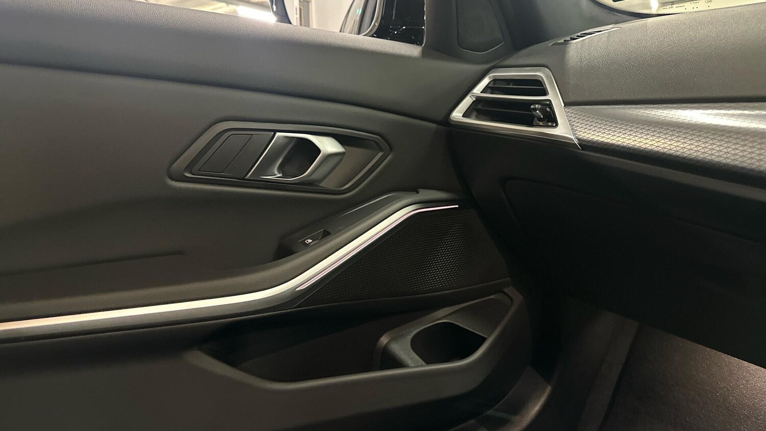 Used BMW 3 Series 2025 for sale - 77722509: Photo 23