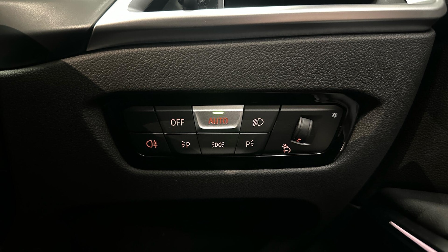 Used BMW 3 Series 2025 for sale - 77722509: Photo 39