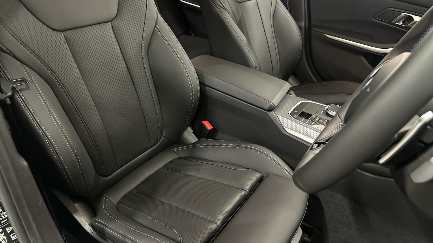 Used BMW 3 Series 2025 for sale - 77722509: Photo 42